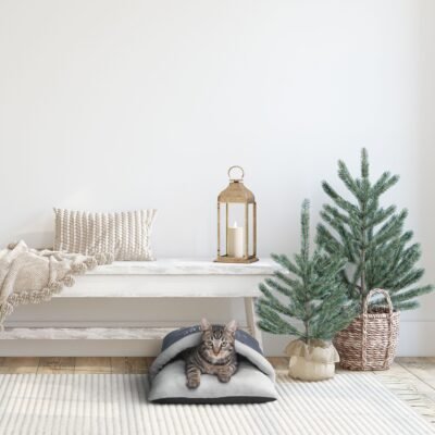 Naughty or Nice Small Comfy Cave Cat / Dog Bed